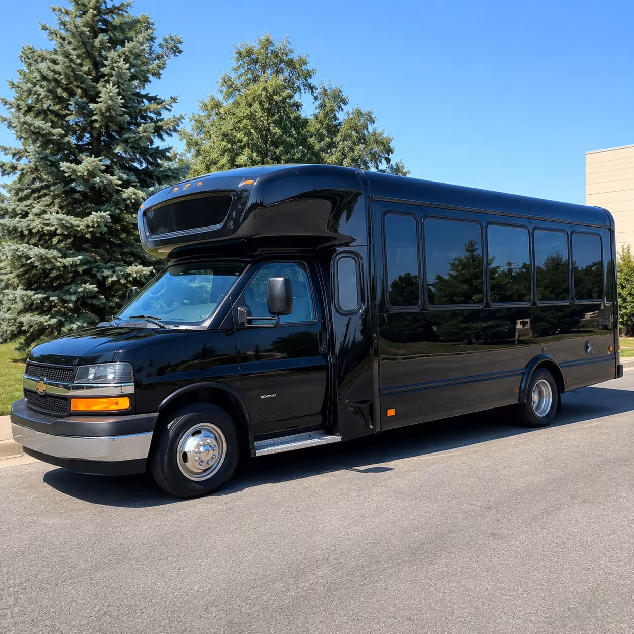 Elizabeth Birthday, Sweet 16, & Quinceañera Transportation onboard seating
