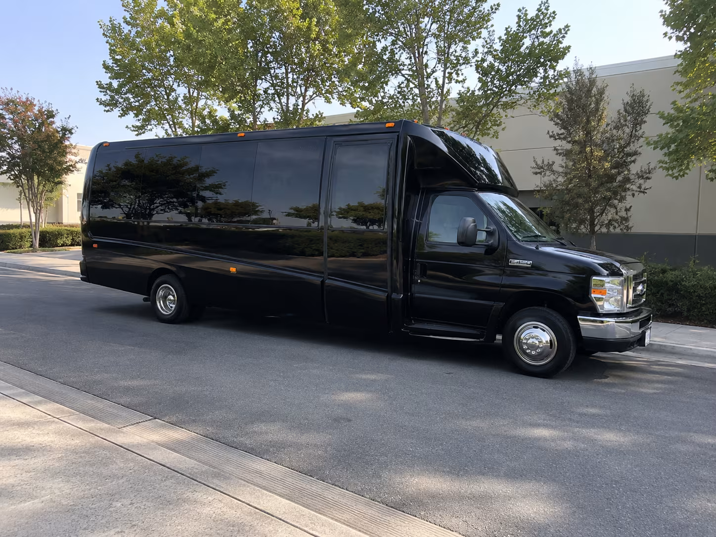 Elizabeth Prom & Homecoming Transportation onboard seating