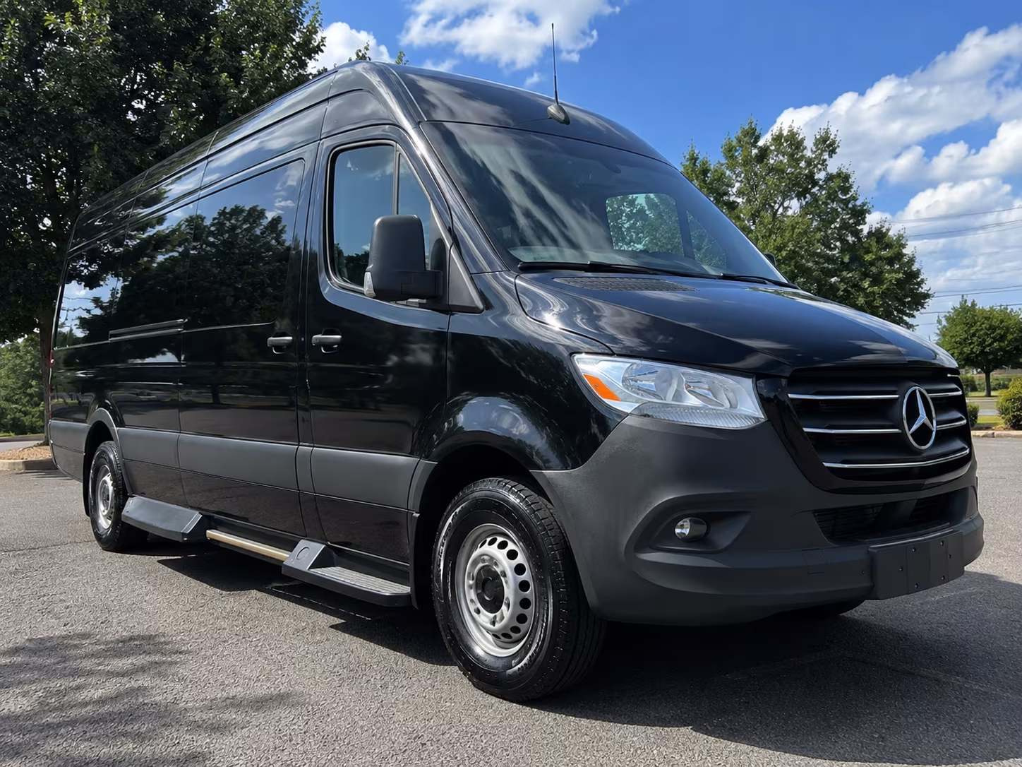 Woodbridge Township Corporate Event Transportation